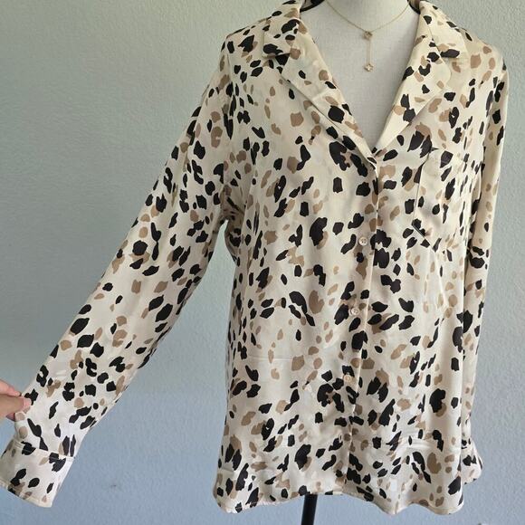 Rails Rebel Abstract Animal Print Silk Blouse Workwear Minimalist Luxe Sz L - Picture 3 of 9